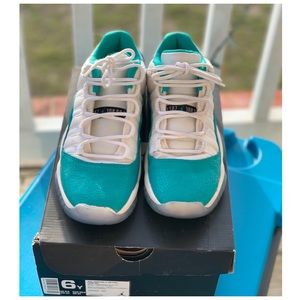 Jordan 11s low “Turbo Green” 6Y